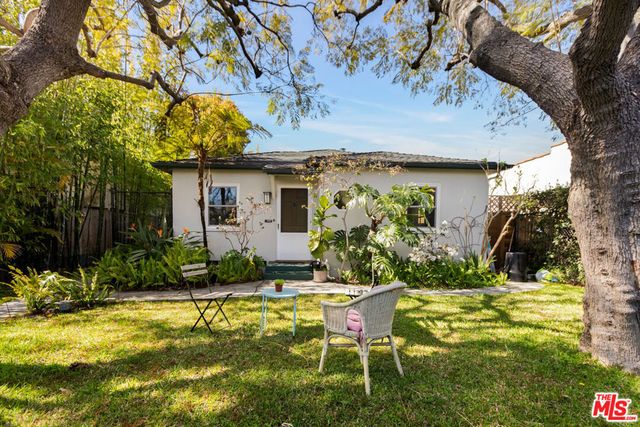 1453 Centinela Avenue, Santa Monica, CA 90404