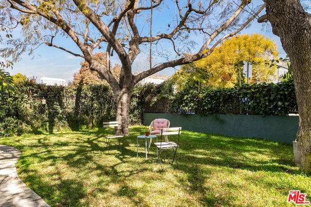 1453 Centinela Avenue, Santa Monica, CA 90404