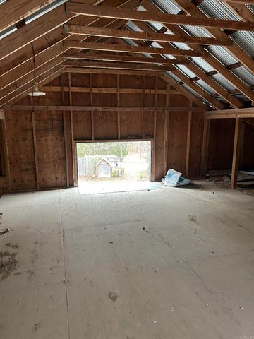 929 McJester Road, Pangburn, AR 72543