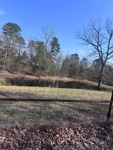 929 McJester Road, Pangburn, AR 72543