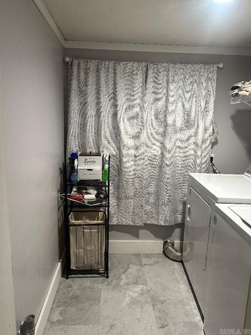 929 McJester Road, Pangburn, AR 72543