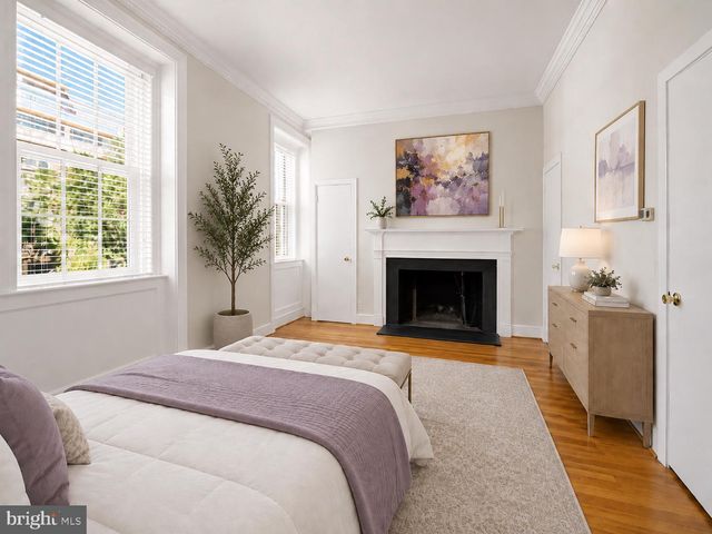 1317 4TH ST SW, Washington, DC 20024