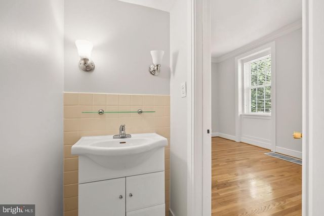 1317 4TH ST SW, Washington, DC 20024