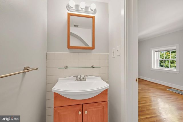 1317 4TH ST SW, Washington, DC 20024