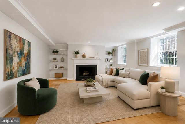 1317 4TH ST SW, Washington, DC 20024