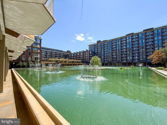 1317 4TH ST SW, Washington, DC 20024