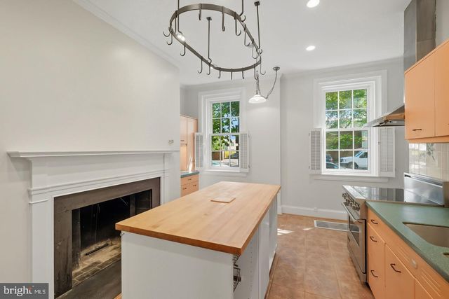 1317 4TH ST SW, Washington, DC 20024