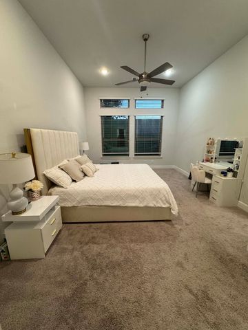 8628 Spindletop Drive, Fort Worth, TX 76120