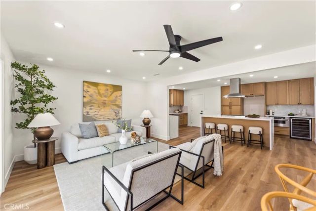 2218 Lewis, Santa Ana, CA 92706