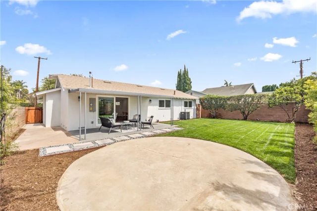 2218 Lewis, Santa Ana, CA 92706