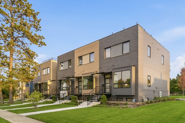 105 Prairie Avenue 105C, Highwood, IL 60040