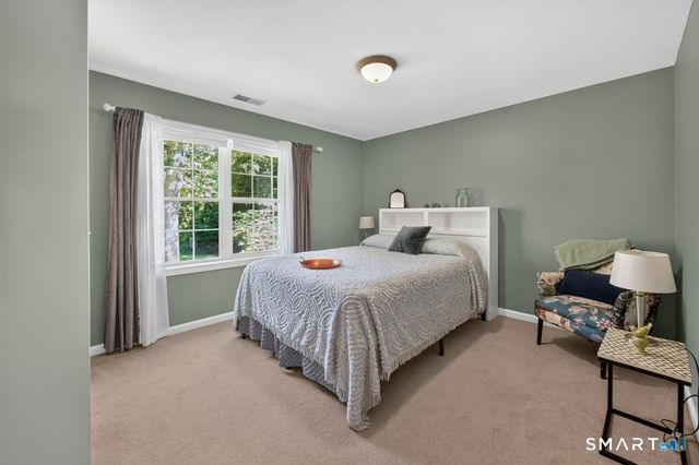 28 Tanglewood Drive, Preston, CT 06365