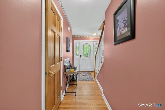 28 Tanglewood Drive, Preston, CT 06365