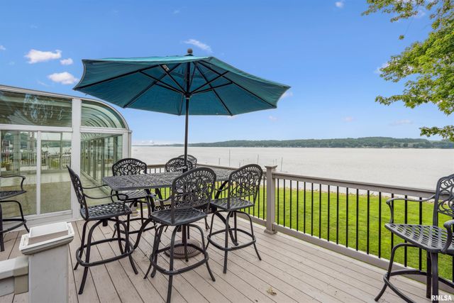 22799 GREAT RIVER Road, Le Claire, IA 52767