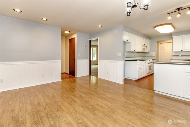 17407 36th Avenue E, Tacoma, WA 98446