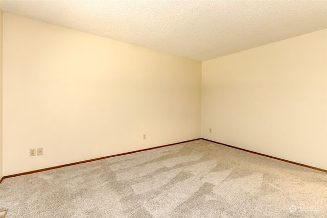 17407 36th Avenue E, Tacoma, WA 98446