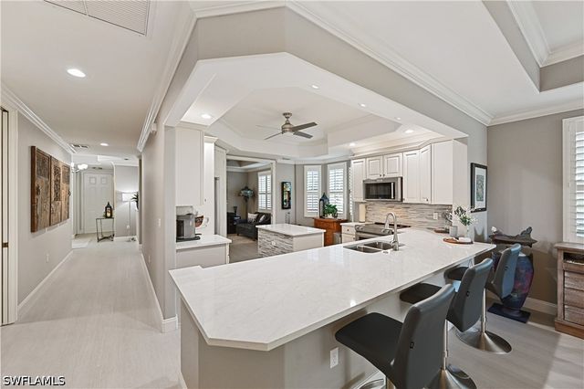 7876 Hawthorne Dr 1201, Naples, FL 34113