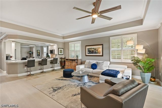 7876 Hawthorne Dr 1201, Naples, FL 34113