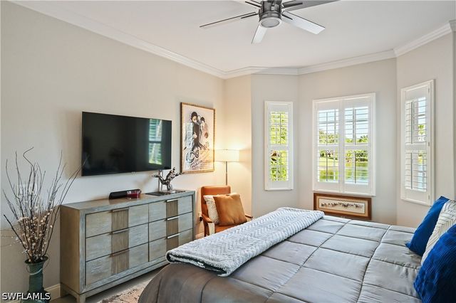 7876 Hawthorne Dr 1201, Naples, FL 34113