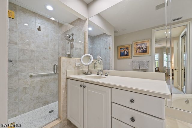 7876 Hawthorne Dr 1201, Naples, FL 34113