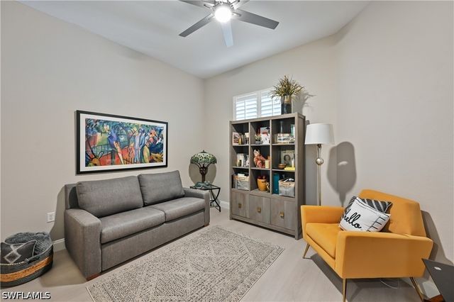 7876 Hawthorne Dr 1201, Naples, FL 34113