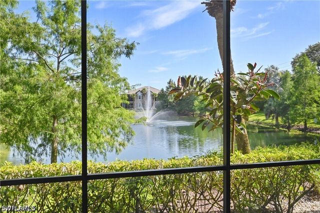 7876 Hawthorne Dr 1201, Naples, FL 34113