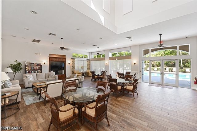 7876 Hawthorne Dr 1201, Naples, FL 34113