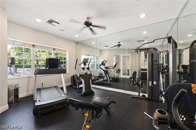 7876 Hawthorne Dr 1201, Naples, FL 34113