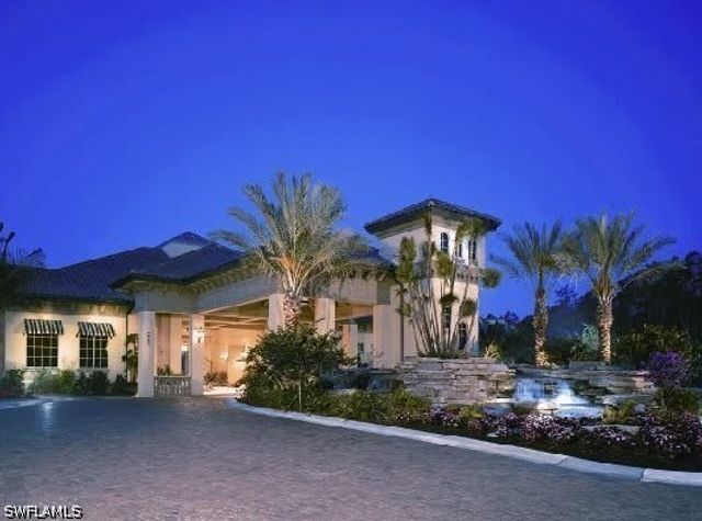 7876 Hawthorne Dr 1201, Naples, FL 34113