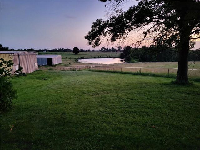 16421 Plattsburg Road, Kearney, MO 64060