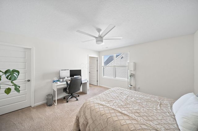 5974 Lawthorn Drive, 71, Westerville, OH 43081