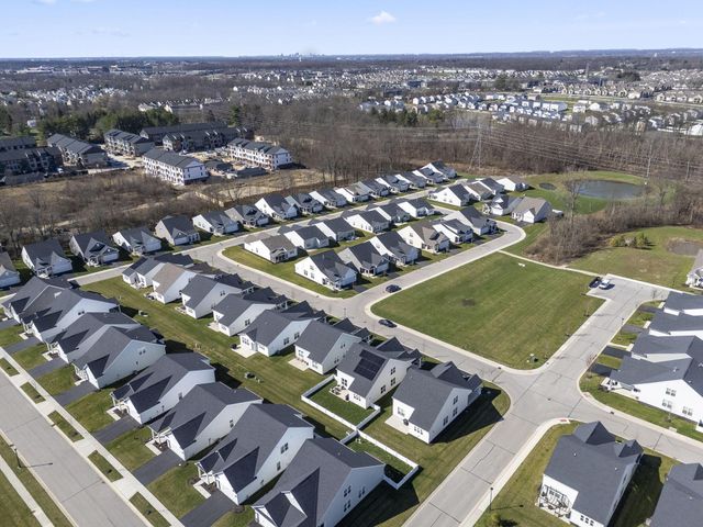 5974 Lawthorn Drive, 71, Westerville, OH 43081