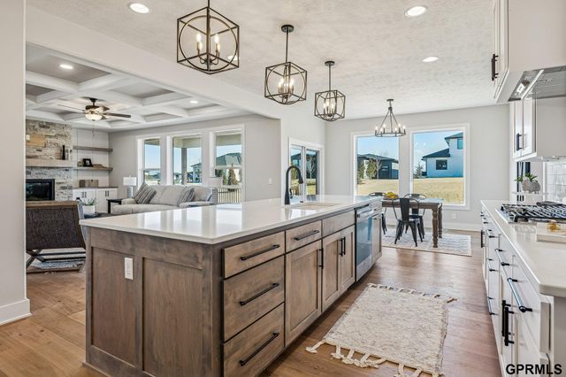 3510 S 218th Avenue, Elkhorn, NE 68022