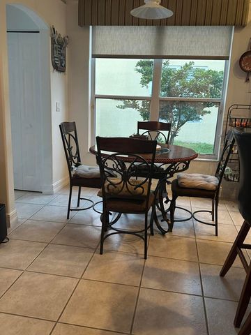 5260 Indianwood Village Lane, Lake Worth, FL 33463