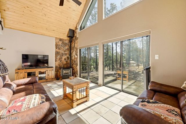 2028 JONES PASS --, Overgaard, AZ 85933