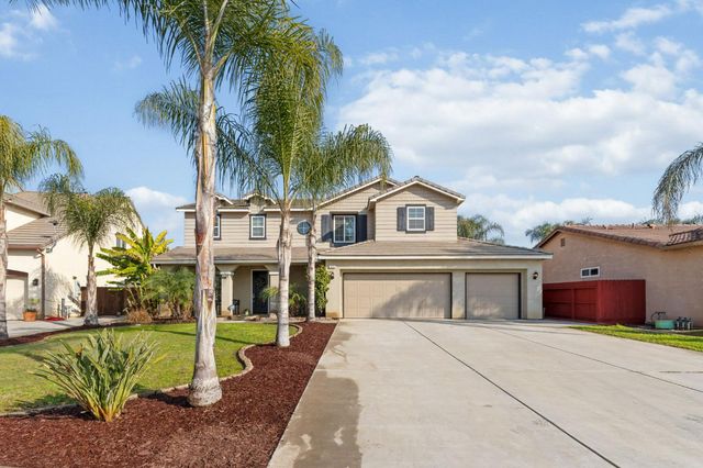 923 Ryan Avenue, Clovis, CA 93611