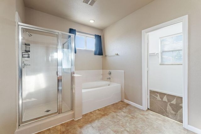 923 Ryan Avenue, Clovis, CA 93611