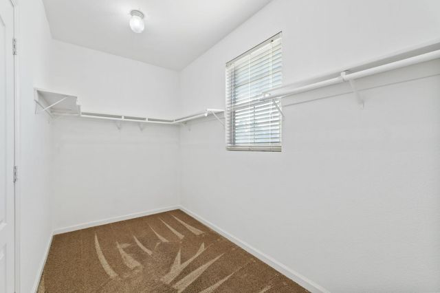 923 Ryan Avenue, Clovis, CA 93611