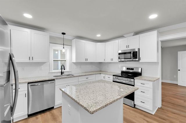 108 McDade Street, Greenville, SC 29611