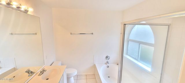 1202 N BOGLE Avenue, Chandler, AZ 85225