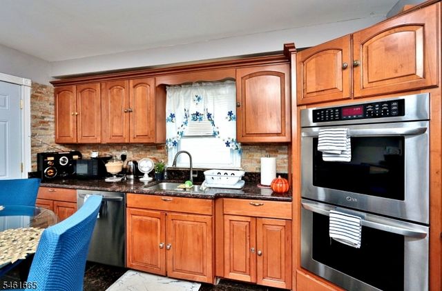 14 Sheridan Street, Irvington Twp., NJ 07111
