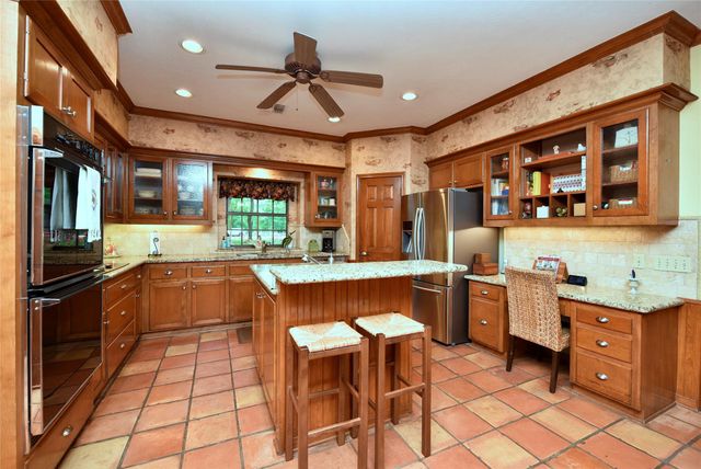 3919 Aspenwood Drive, Richmond, TX 77406