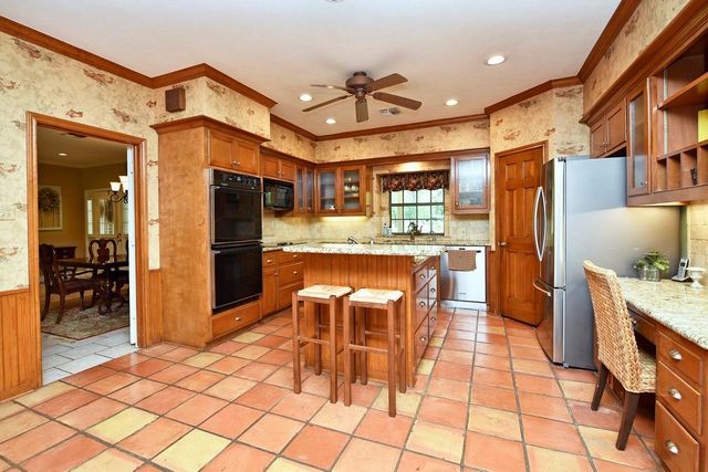 3919 Aspenwood Drive, Richmond, TX 77406