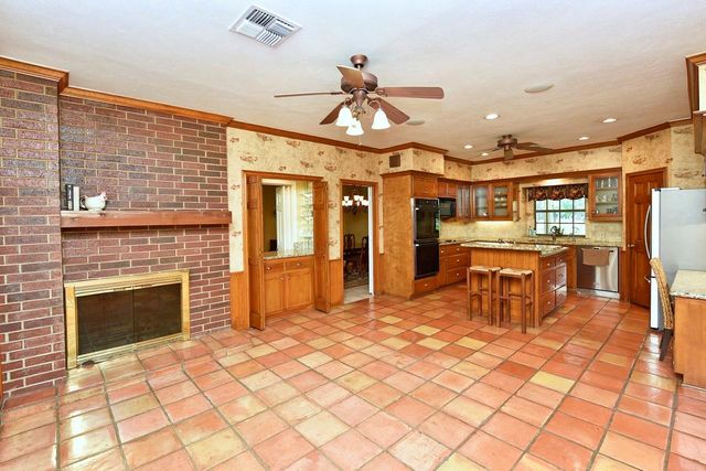 3919 Aspenwood Drive, Richmond, TX 77406