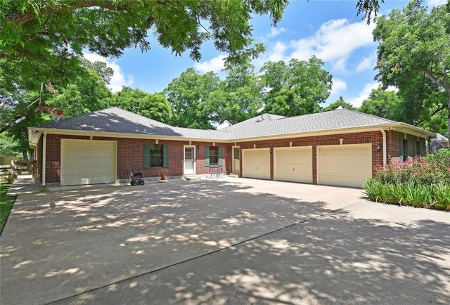 3919 Aspenwood Drive, Richmond, TX 77406