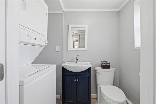 53 Gates Rd, Saugus, MA 01906