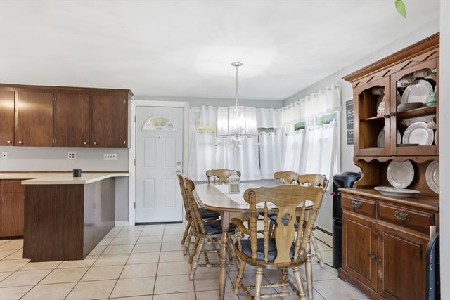 53 Gates Rd, Saugus, MA 01906