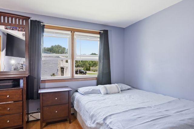 53 Gates Rd, Saugus, MA 01906