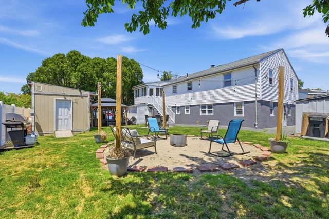 53 Gates Rd, Saugus, MA 01906