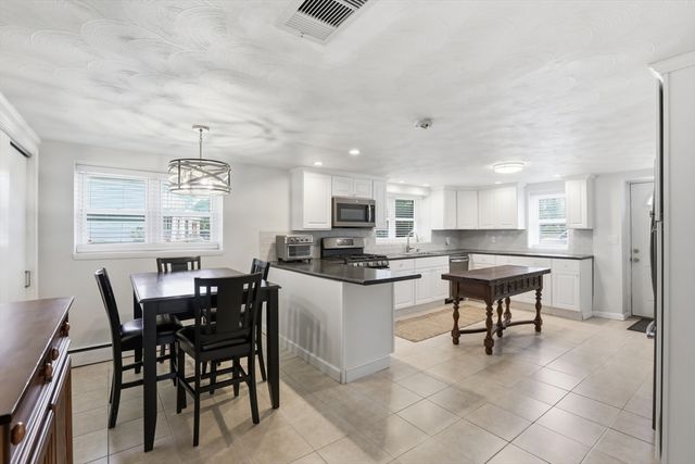 53 Gates Rd, Saugus, MA 01906